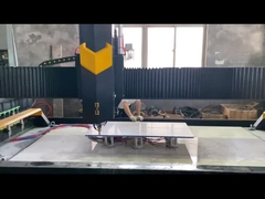 3 محور مركز التصنيع CNC