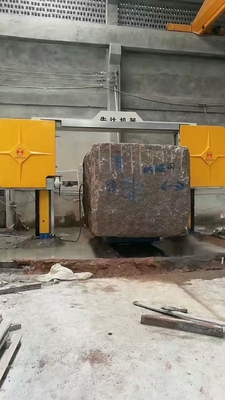 آلة المنشار السلكي CNC ذات السرعة العالية API للقطع