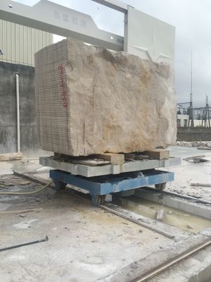 آلة منشار سلكي ماسي CNC بحجم معالجة أقصى 3500*3000*1800 مم ومحرك رئيسي 11 كيلو واط لقطع الحجر