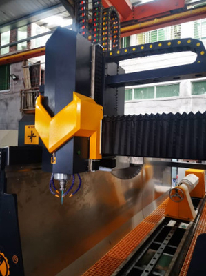عالية الدقة 4 محور CNC العمود حفر آلة 7.5kw