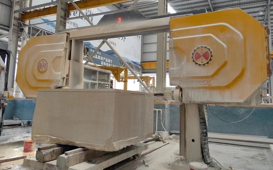 الشفرة السلكية الماسية داخل الحد الأقصى لمعالجة الحجم 2000 * 3000 * 1500mm ووزن إجمالي 5500kg