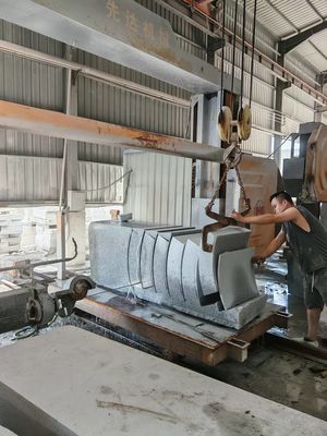 آلة CNC للقطاع الماسية للصخور الدائرية الصفيحة العمودية الحروف الرقمية وغيرها من الأشكال التشعبية