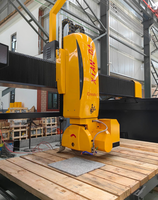 النظام الإيطالي 5 محور CNC جسر رأس طحن آلات المطبخ المغسلة سطح العمل الأشكال الخاصة