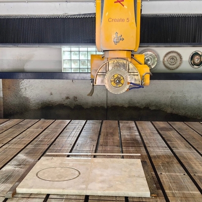 إنشاء 450/600 الجسر المنشار آلة قطع مع CNC التحكم وخصائص السلامة