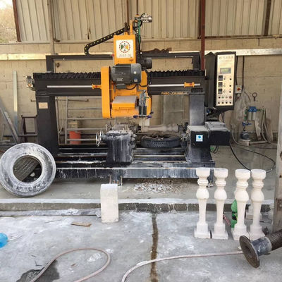آلة قطع بالوستر ذات الكفاءة العالية 4PCS مع التحكم في PLC / CNC و 500mm أقصى قطر المعالجة لعملية الحجر