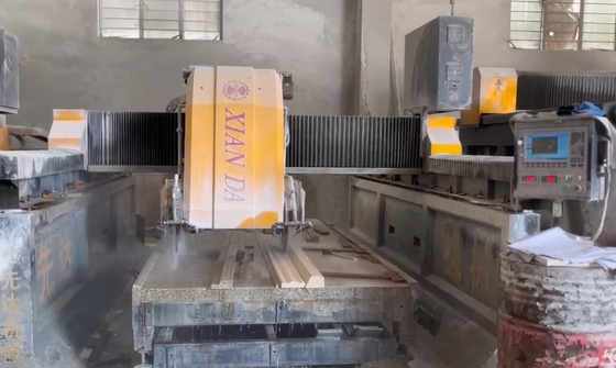 عالية الدقة حجر جسر نوع خطية القطع والطحن آلة CNC التحكم في الرخام / جرانيت التشكيل