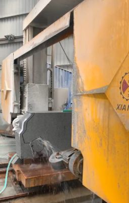 آلة CNC للقطاع الحديدي للأسلاك الماسية لقطع الرسائل الرقمية للصفيحة الدائرية الرخامية