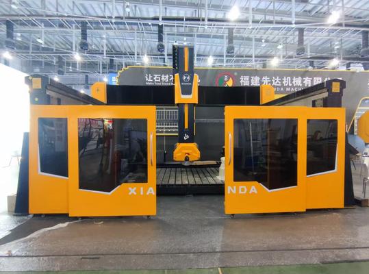 5 محور CNC راوتر مع 20 كيلوواط BT40 محور حقيقي 5 محورات التحكم في وقت واحد وتصميم الجدول الهجين لقطع الحجر الدقيق