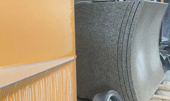 آلة قطع الأسلاك الماسية لتشكيل الأحجار (آلة قطع الأسلاك الماسية لتشكيل الأحجار على شكل شاهد قبر)