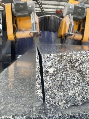 آلة تشذيب الحواف الأوتوماتيكية ذات الشفرات المزدوجة لألواح القوس