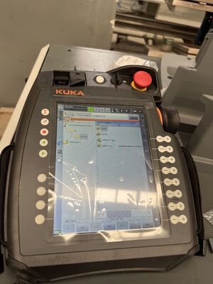 آلة قطع الحجر الروبوتية CNC ذات 6 محاور مع تحكم مستكمل ومغزل BT40 للنحت واسع النطاق حتى 3100 مم