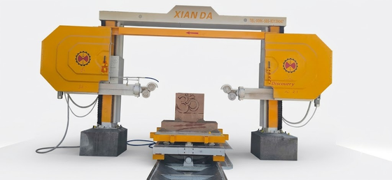 آلة منشار سلكي ماسي CNC Discovery 4 مع طاولة عمل تعمل بمحرك سيرفو 360 درجة وسرعة قطع 20-40 م/ث لقطع الأحجار بدقة