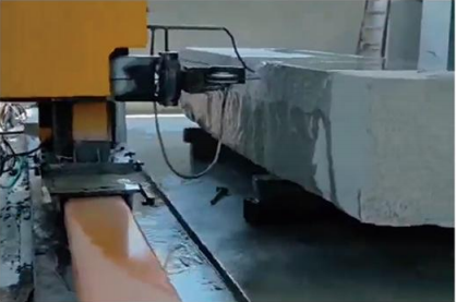 غانتري محرك CNC الماسورة السلكية مع أربعة عجلات طائرة لقطع الكتل الحجرية الكبيرة 3500 × 3500 × 2200 مم