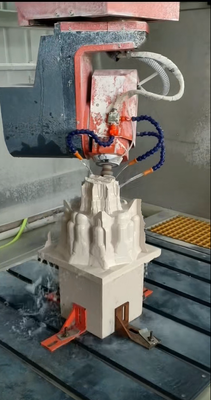 5 محورات حجر آلة حفر CNC مع 7.5 كيلوواط فولاذ ثقيل و 3000 × 1300 مم طاولة المعالجة للنحت ثلاثي الأبعاد في جميع الاتجاهات