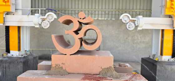 ماكينة منشار السلك الماسي CNC رباعية المحاور Discovery-4 مزودة بمحرك مغناطيس دائم بقوة 15 كيلوواط لقطع الحجر بأبعاد 2000*2300*1500 مم