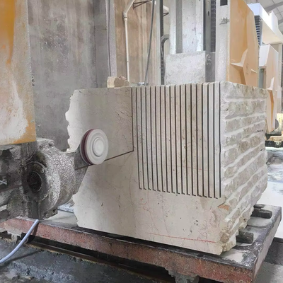 ماكينة منشار سلك ماسي CNC ذات 4 محاور XIANDA DTWS-1500 DTWS-2000 لقص وتشكيل أحجار شواهد القبور والأشكال الخاصة من الجرانيت والرخام