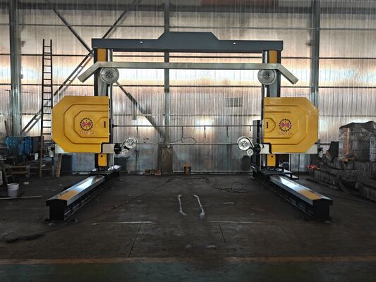 آلة قطع كتلة الشريط الماسية الحركة CNC مع 3500 × 3500 × 2200mm الحجم الحد الأقصى للمعالجة والتحكم PLC / CNC