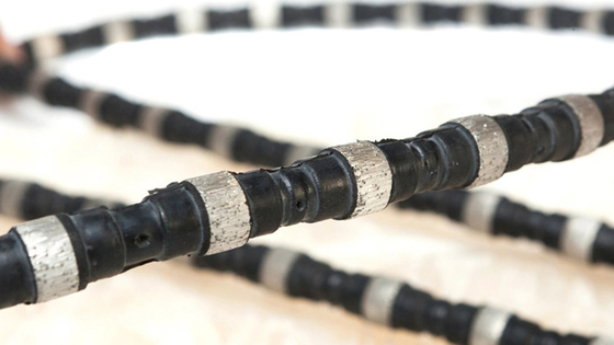 رأى الرخام المحاجر الماس سلك قطع الحجر 11.5mm متكلس الخرز